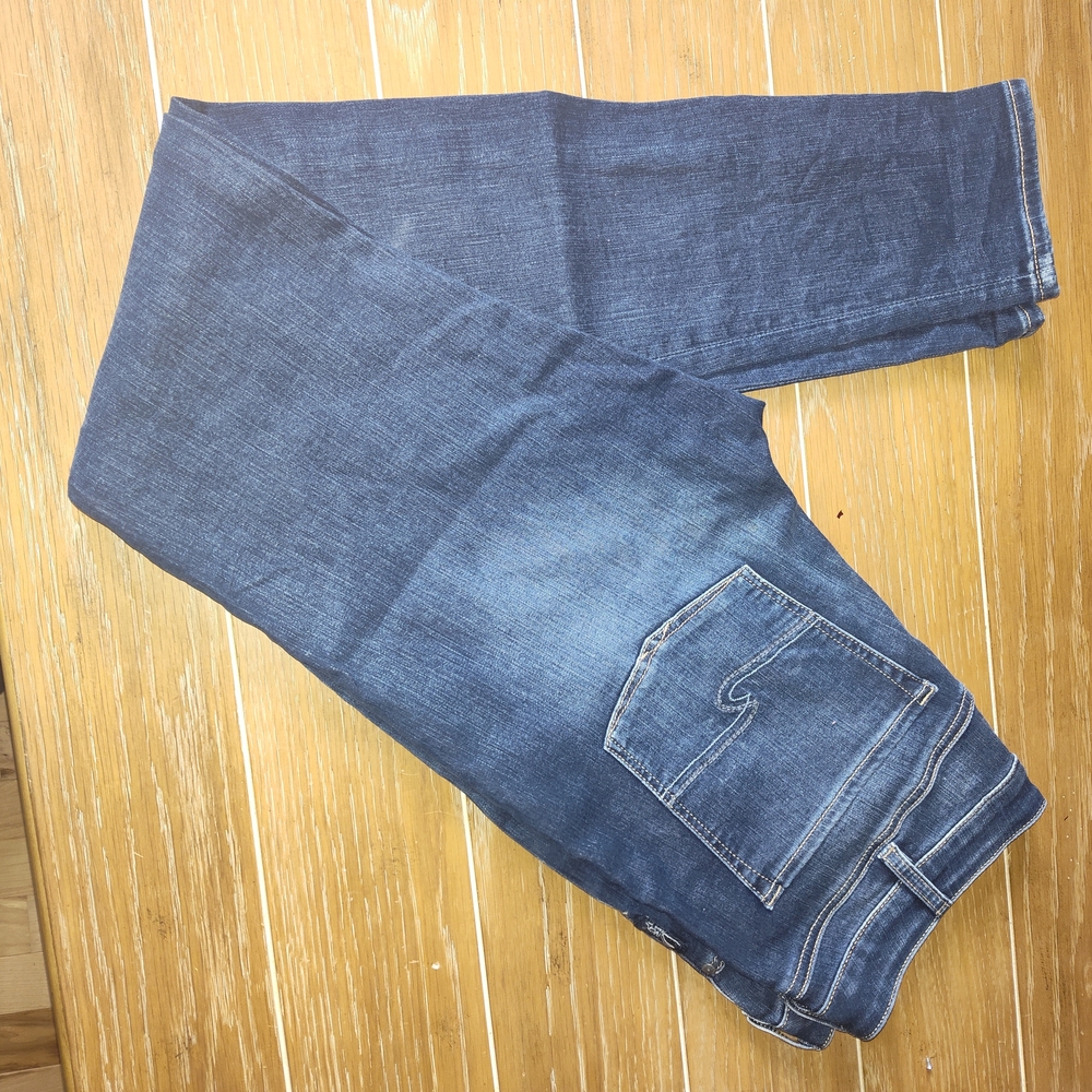 Silver Jeans Women's Straight Leg Classic Blue
